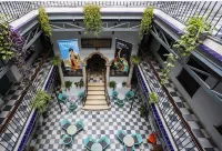 Apartamentos Larga 70 - Homestays
