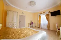 Tri Bogatyirya Butik-Hotel