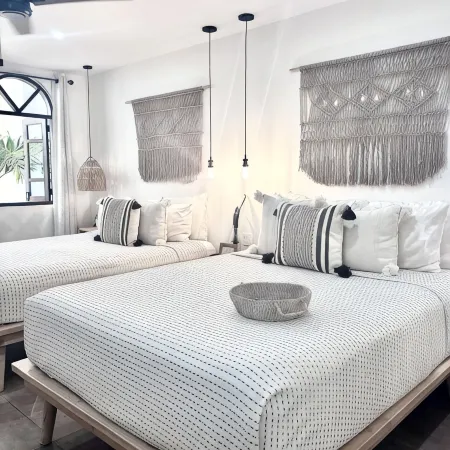 Studio Yuca - at Loreto 80 downtown