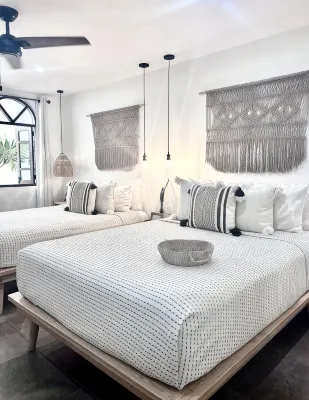 Studio Yuca - at Loreto 80 downtown