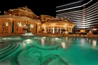 Peppermill Resort Spa Casino - Pools