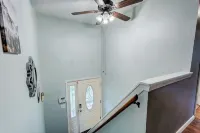 5BR Home Near RIT & U of R Sleeps up to 12