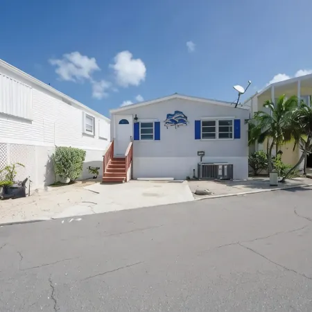 Oceanview Paradise AT Venture Out+4 Bikes & 2-2 Seat Kayaks! King & Queen Beds!