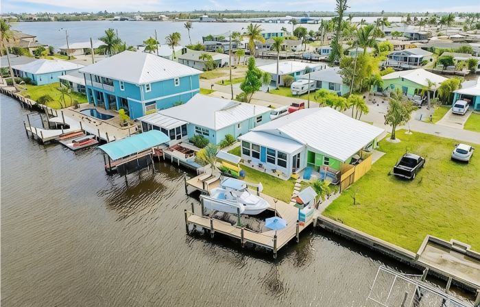 Fisherman’s Paradise Cozy Waterfront Retreat Matlacha - Your Dream Escape