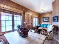 Cozy cabin #1 & AC, WiFi in Almo ID by City of Rocks National Park Hotels in Almo