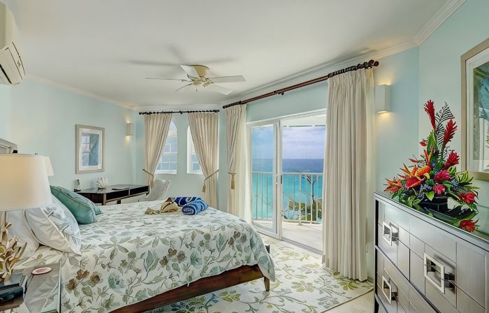On Dover Beach, close to golf, surfing and much more. Discounts available