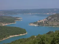 'MARJOLAINE' Gite T2 / VIEW OF THE LAKE 200 m away from the beaches - Homestays