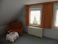 Beautiful, lovingly decorated octagon. House, well maintained. garden - Wifi