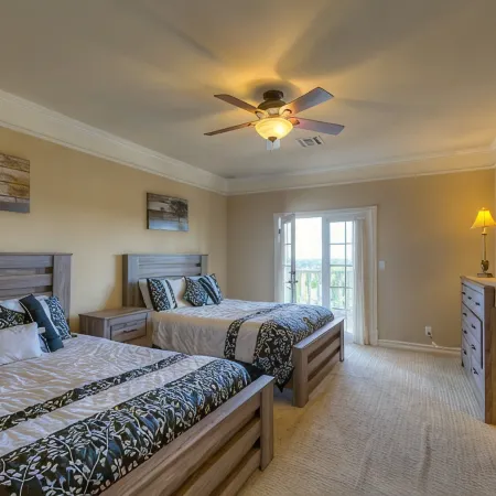 7,000 Sqft At 'The Columns' Estate In South Tulsa