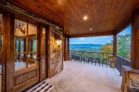 Rio Vista- Amazing Mountain & River Views Overlooking Beavers Bend! Private! - Alppimaja