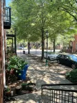 Cozy 2-bedroom Townhome with free parking in charming Downtown Chattanooga - Boutique