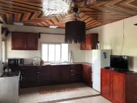 Deux-Palmes-Kribi, close to the beach (200m), comfortable and family-friendly - Homestays