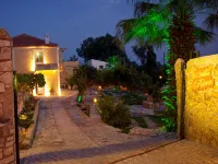 Private paradise with heated pool Peace, comfort. Goddess and large garden - 2 星級
