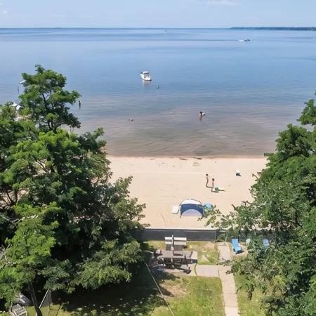 Sylvan Beach Cottage in the heart of Sylvan Beach NY
