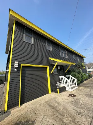 Newly Renovated 4BR 2BA Ocean Block Bay View Ship Bottom Home Central Location