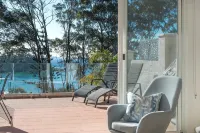Batemans Bay’s Beach Holiday apartment 200 mts to Denhams and Surf Beach. - Wifi