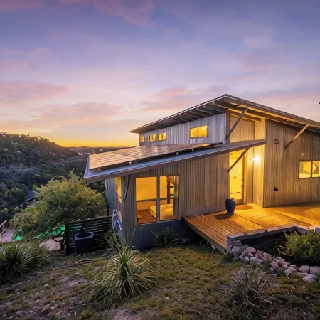 SKYHOUSE Canyon Lake: Private Pool and Lake Views