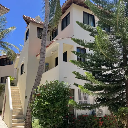 Beach Villa • Steps to Bavaro Beach • Ocean-View Rooftop • 2Br/2BA • Los Corales