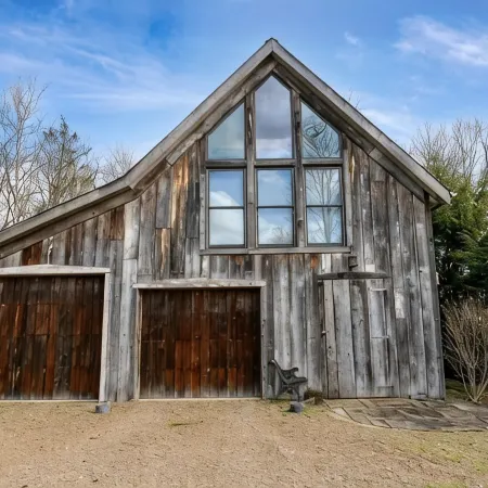 Luxury Barn with Best View in the Cuyahoga National Park.