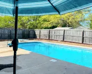 Madison Poolside Parlour - Pools
