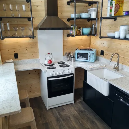 Cozy cottage next to St Regis River and Hiawatha trail system