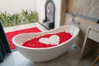 Dikubu Bali Villa and Suites - románticos