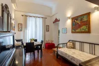 Historic residence next to Piazza Duomo