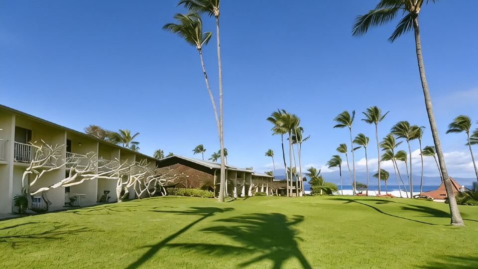 Maui Magic A206 AC Beachfront Napili Bay/Attn: Cleaning Fee Added after Booking