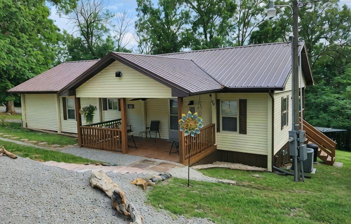 Cottage at Lake Cumberland; 6m walk to water at Clearwater public boat ramp