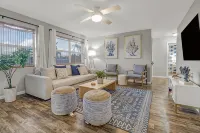 Modern Pool Home • Central Fort Myers Location - Private Pools