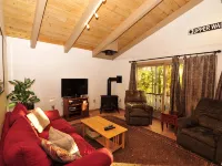 Townhouse in the mountains, close to Storyland and more! Hotels in Glen