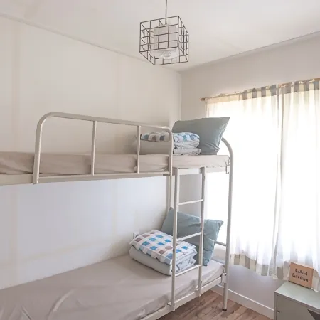 Lucidbonbon - Hostel