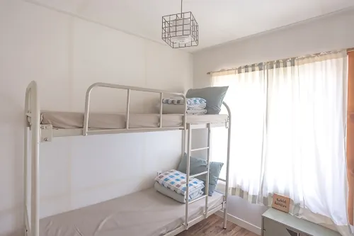 Lucidbonbon - Hostel