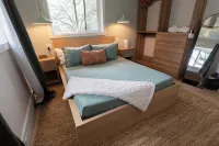 Sleeps 10•Modern Ocala Retreat•Near Springs•Family Friendly•Downtown•The Getaway - ブティック