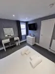 Queens Plaza Hotel - Bed & Breakfasts
