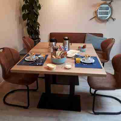 Boat Rooms on Water b&b Dining/Meeting Rooms