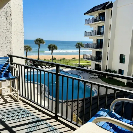 Indies House Sought After Beachfront Condo w Pool near shopping and restaurants