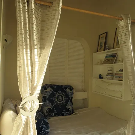 DolphinBay beachfront bungalow directly on the platinum WestCoast, 2Beds, 2Baths