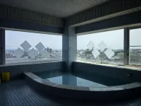 Hitachi Hotel Crane