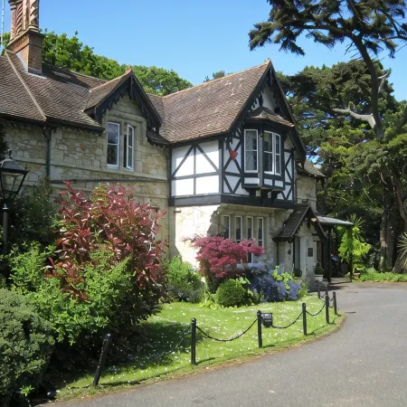 Rylstone Manor