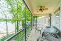 Family Vacations, Reunions, Anniversaries, Holidays, Graduations, Lakefront - Jacuzzi