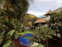 Jos & Hanny Homestay - Kolam Renang