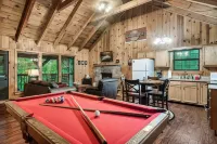Moonshine Holler Pool Table Hottub Gburg Pigeon Forge 8 Miles - 木屋