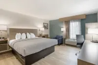 Quality Inn Newton at I-80