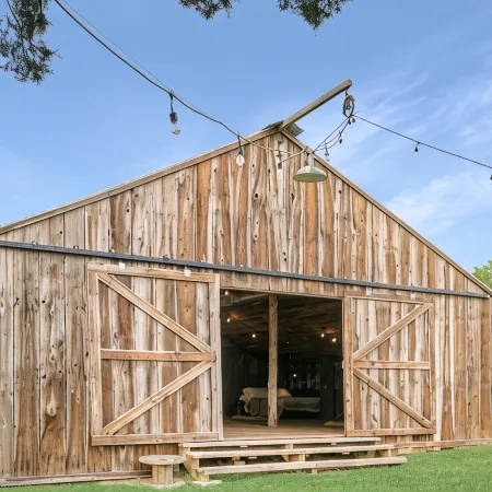 The Rustic Barn @ The NEST at Round Top •  6mil to The Square