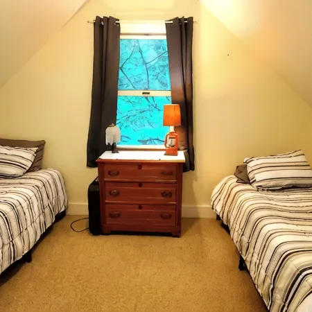 Entire Rustic Farmhouse minutes from Jay Peak Hotels in Jay