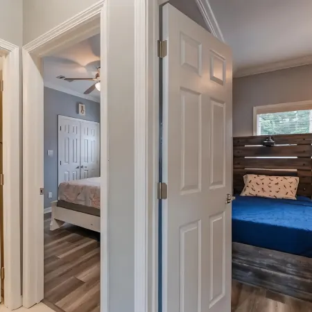 Beautiful Long Beach Condo with Ocean View!