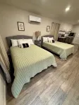 Modern 2 bed cabin 2 miles from Lake Nimrod and within 30 mins of 4 state parks - 3-Star