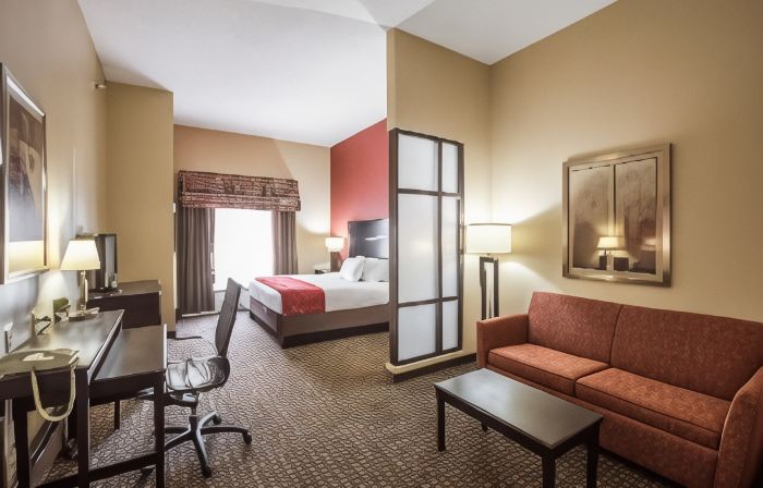 Comfort Suites