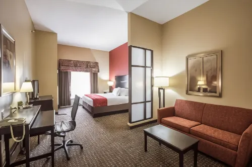 Comfort Suites